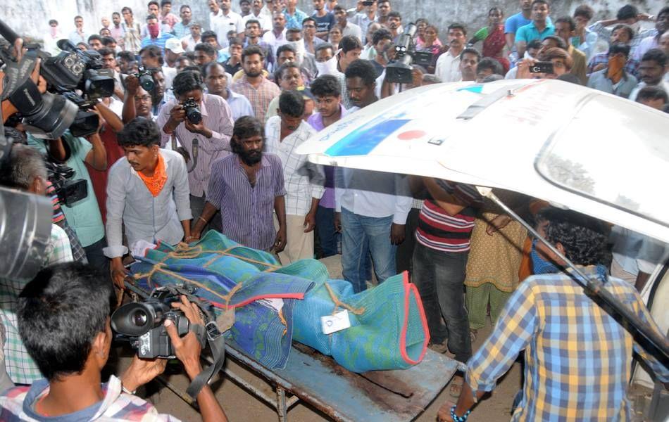 Sarika's Funeral Photos