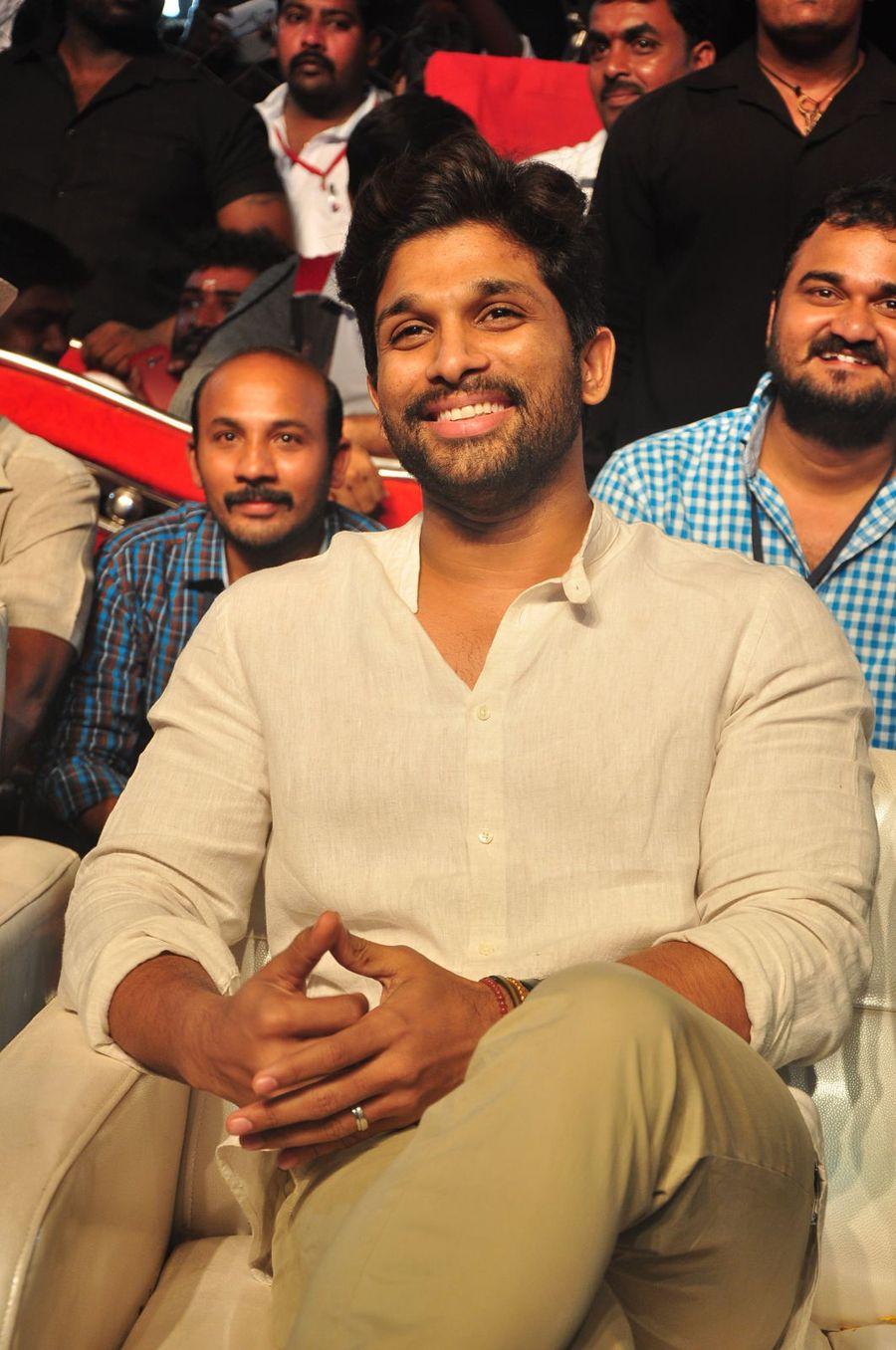 Sarrainodu Movie Blockbuster Function Photos