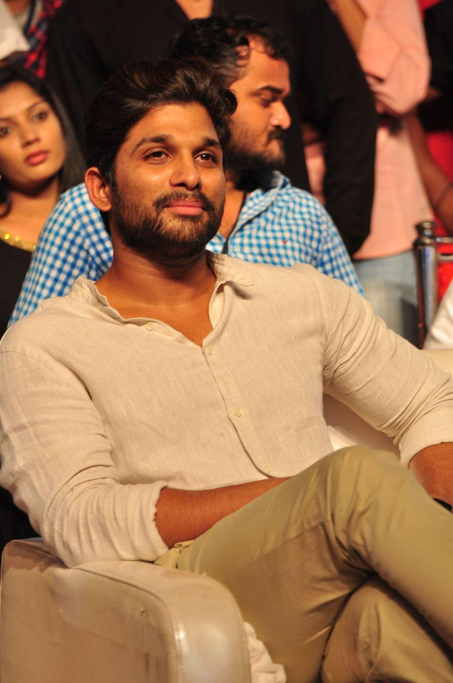 Sarrainodu Movie Blockbuster Function Stills