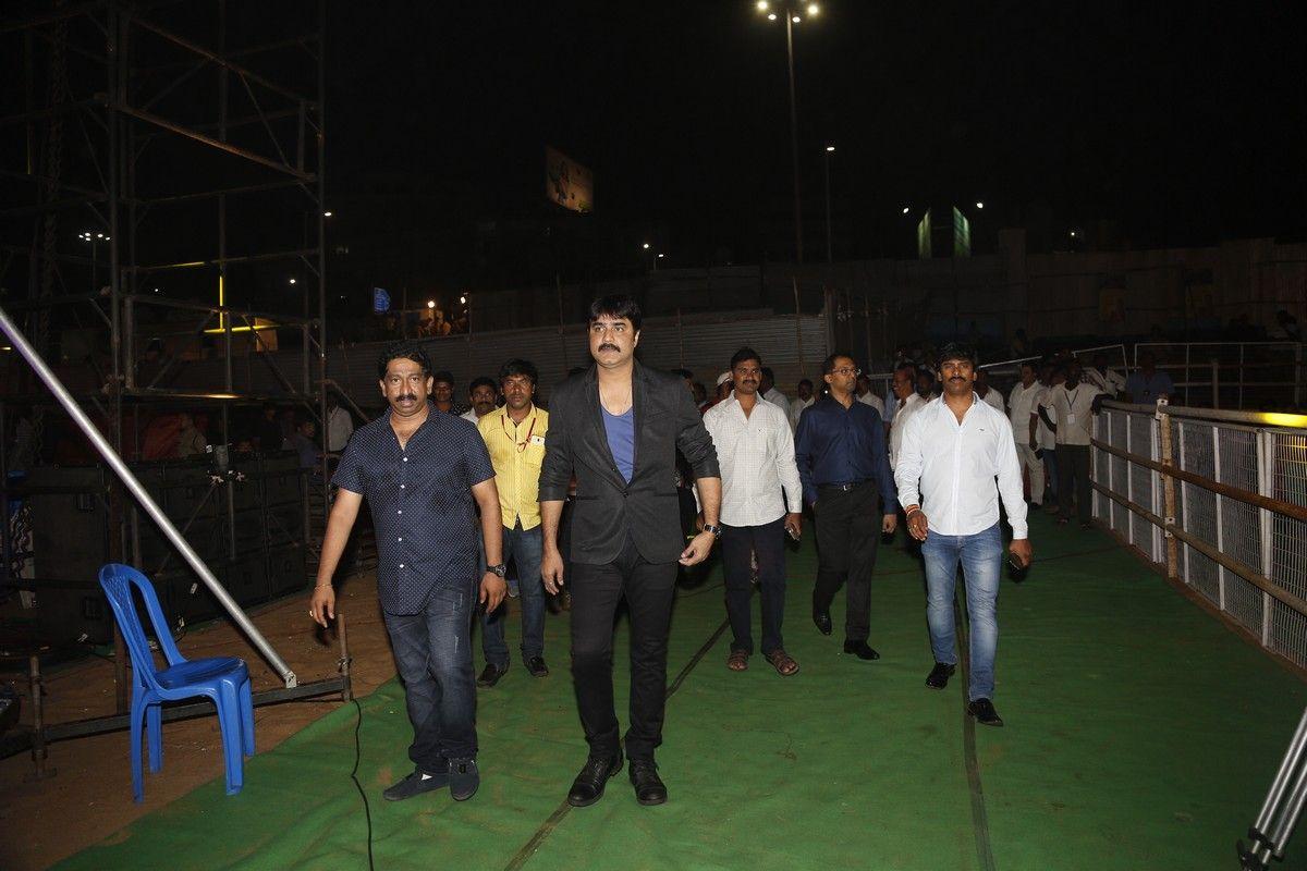 Sarrainodu Movie Pre-Release Audio Celebration Photos