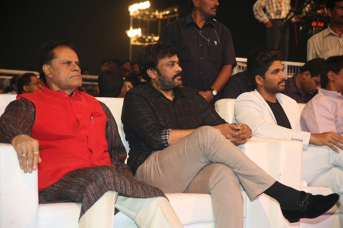 Sarrainodu Movie Pre-Release Audio Function Photos