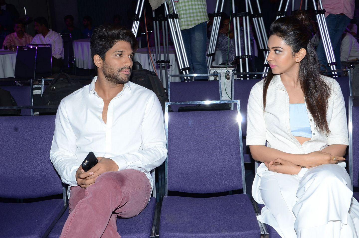 Sarrainodu Movie Success Meet Photos