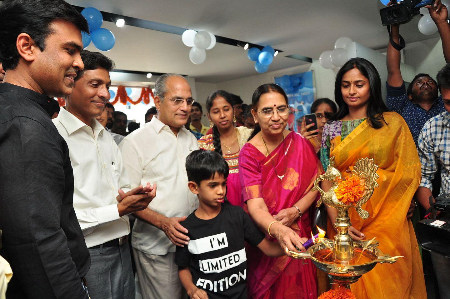 Sharwanand Launches Ashwam Vespa at Banjara Hills