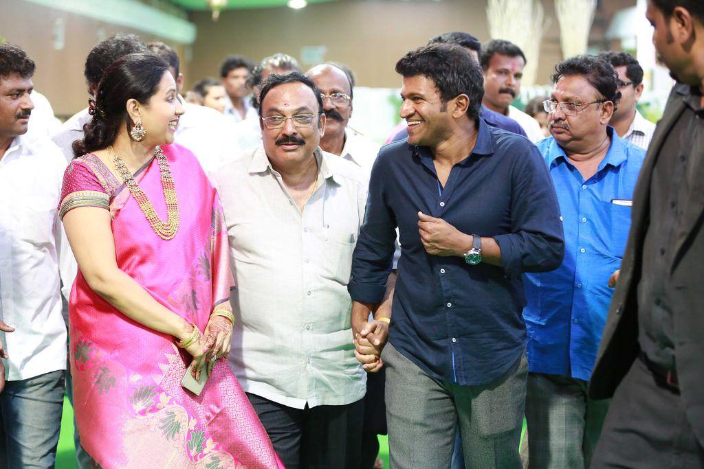 Shivaraj Kumar Daughter Marriage Photos