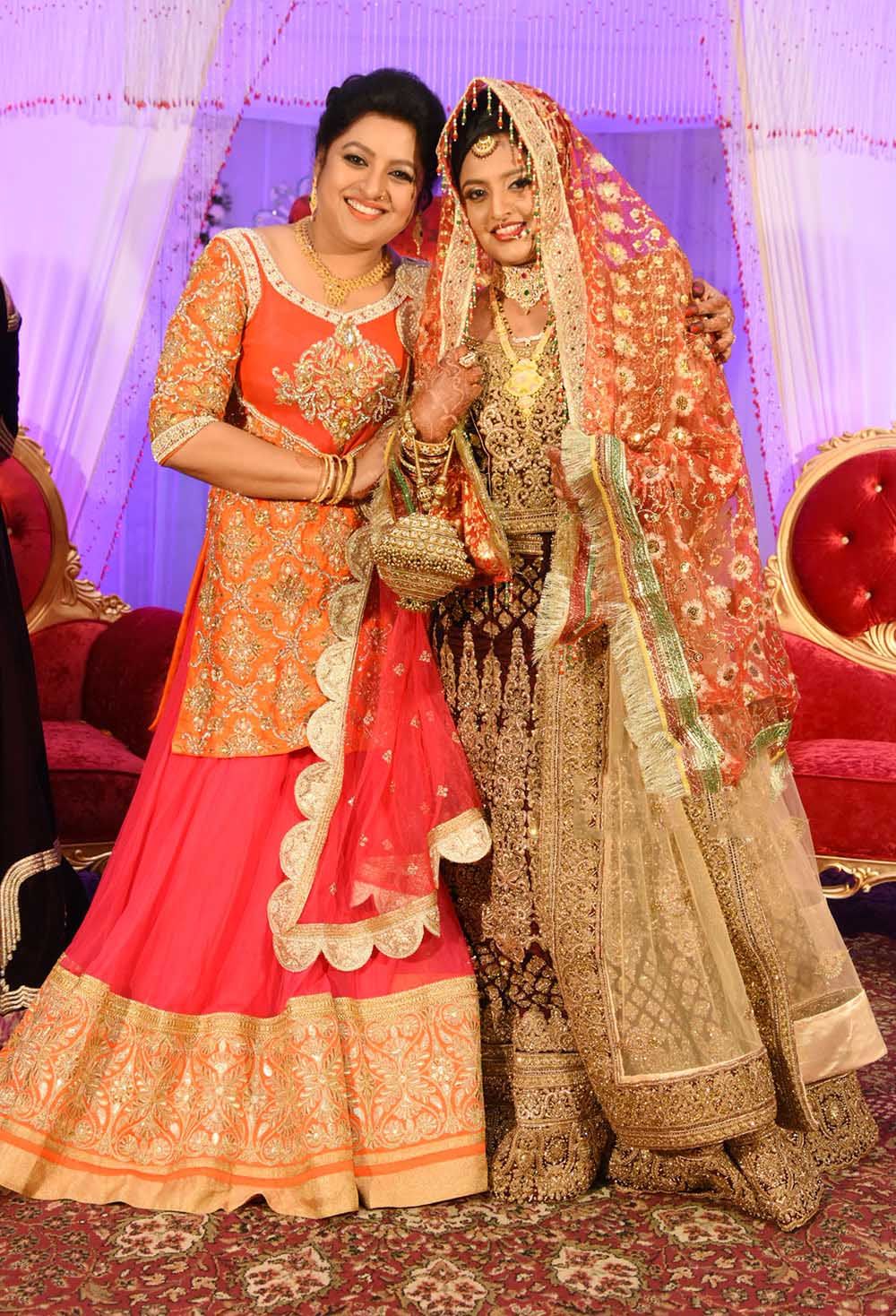 Side Actress Sana Aunty Daughter Wedding Photos