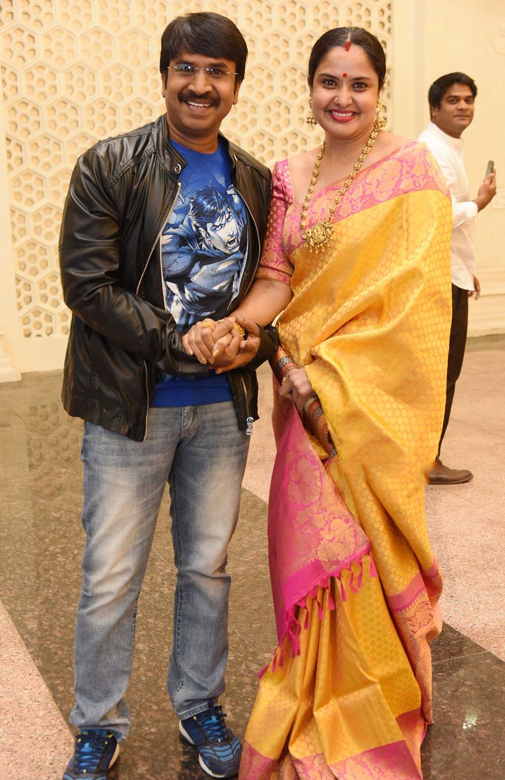 Side Actress Sana Aunty Daughter Wedding Photos