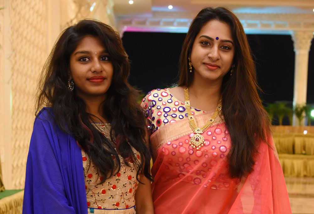 Side Actress Sana Aunty Daughter Wedding Photos