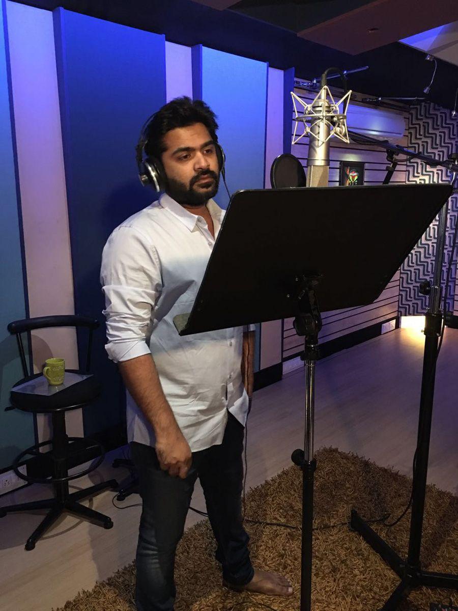 Simbu Croons for Veera Sivaji Movie Photos