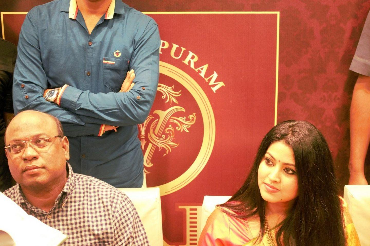 Sneha Inaugurates Kancheepuram VRK Silks