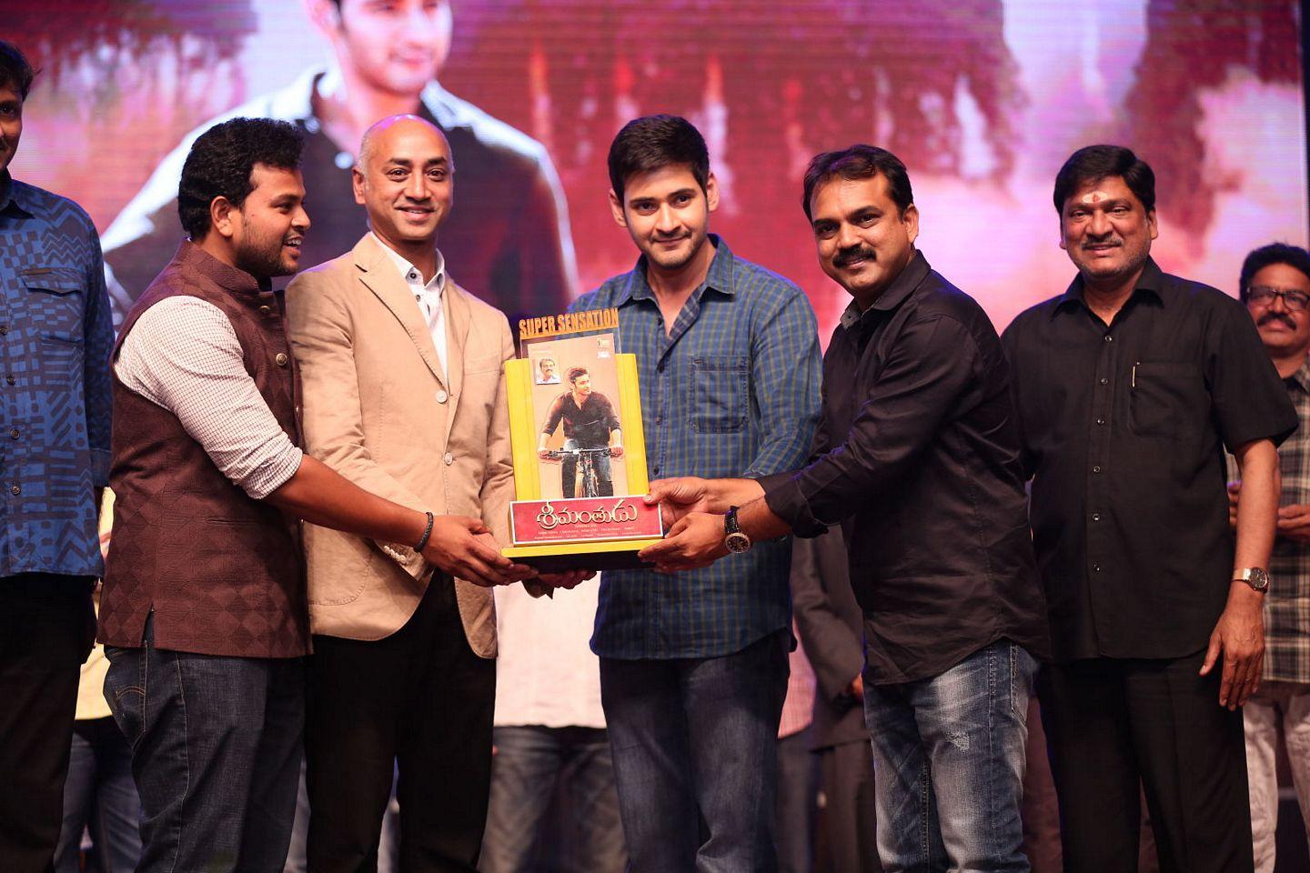 Srimanthudu Success Meet Photos