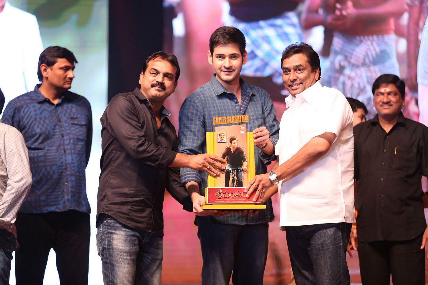 Srimanthudu Success Meet Photos