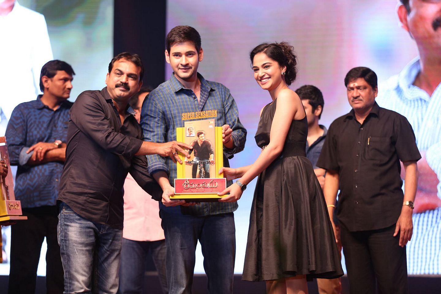 Srimanthudu Success Meet Photos