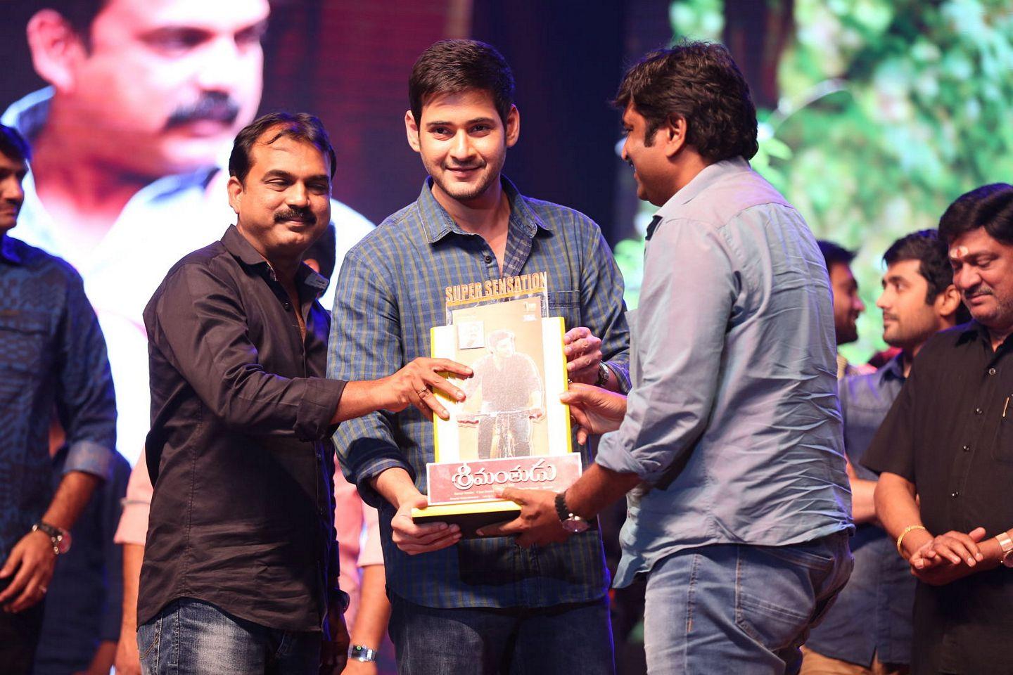 Srimanthudu Success Meet Photos