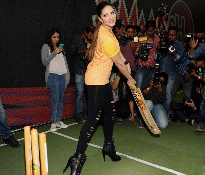 Sunny Leone owns a Cricket Team Photos