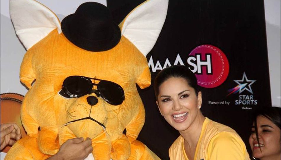Sunny Leone owns a Cricket Team Photos