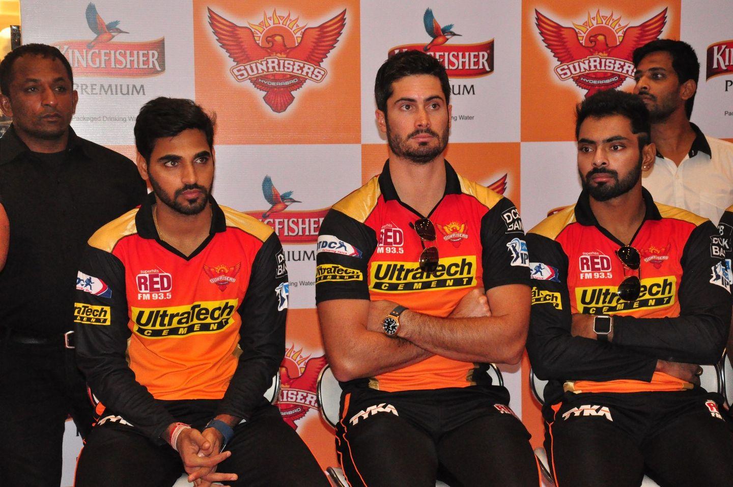 Sunrisers Team at Inorbit Mall Photos