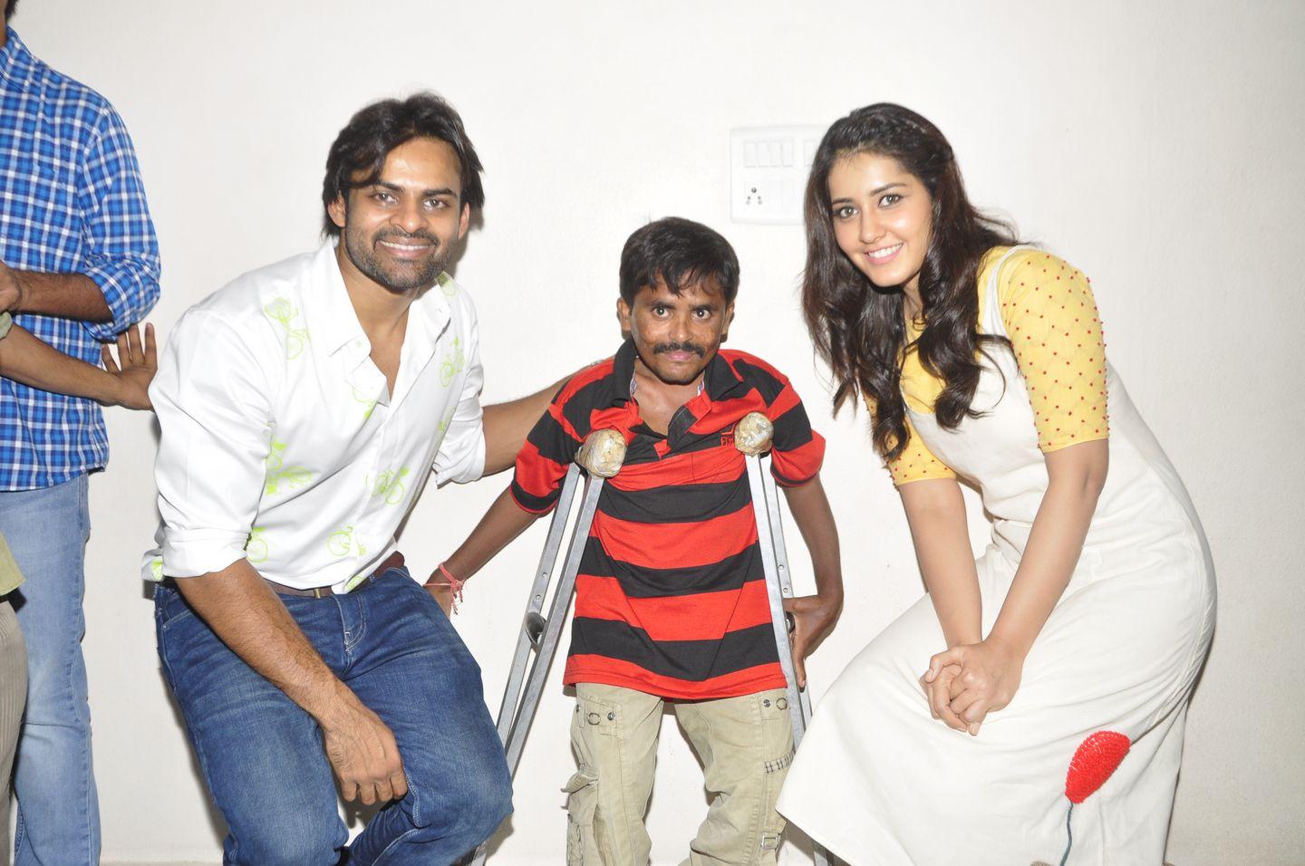 Supreme Spl Show For Differently Abled Children Photos