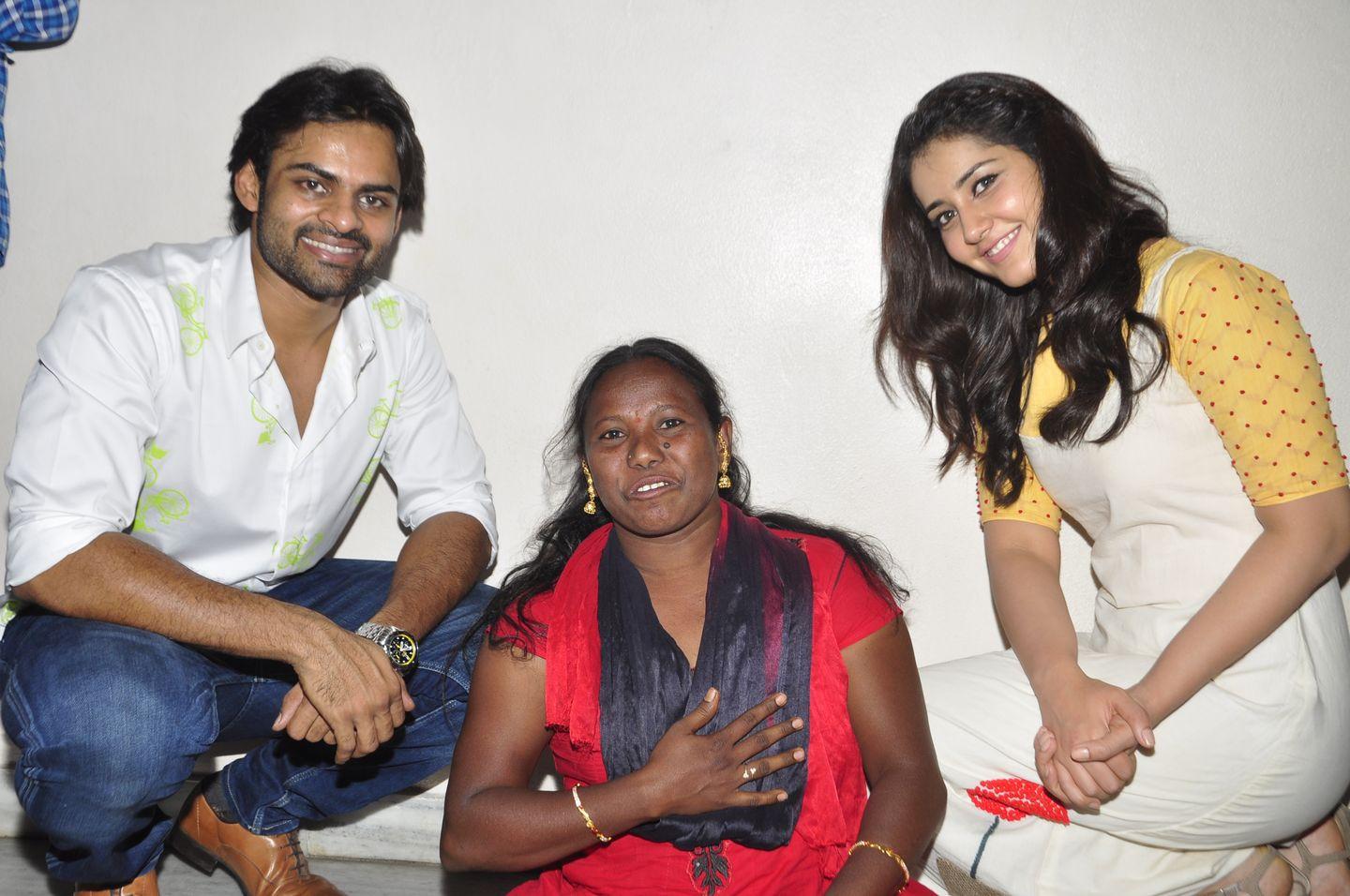 Supreme Spl Show For Differently Abled Children Photos