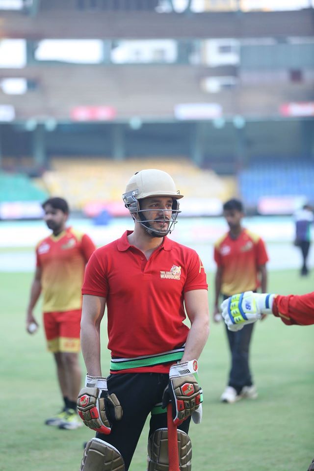 Telugu Warriors at Practice in Kochi Photos