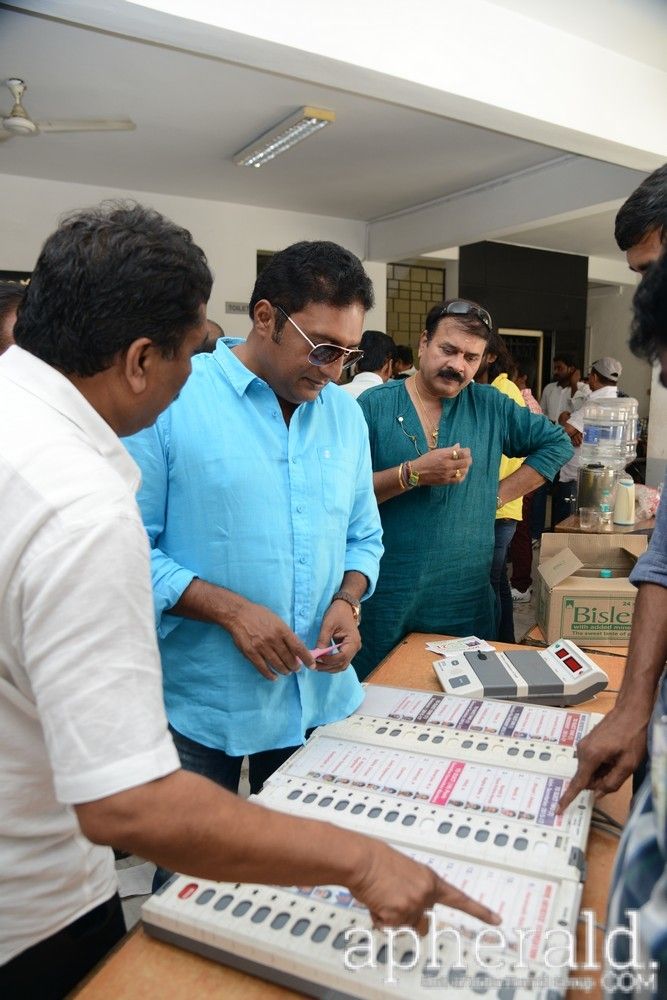 Tollywood Artists At Maa Elections