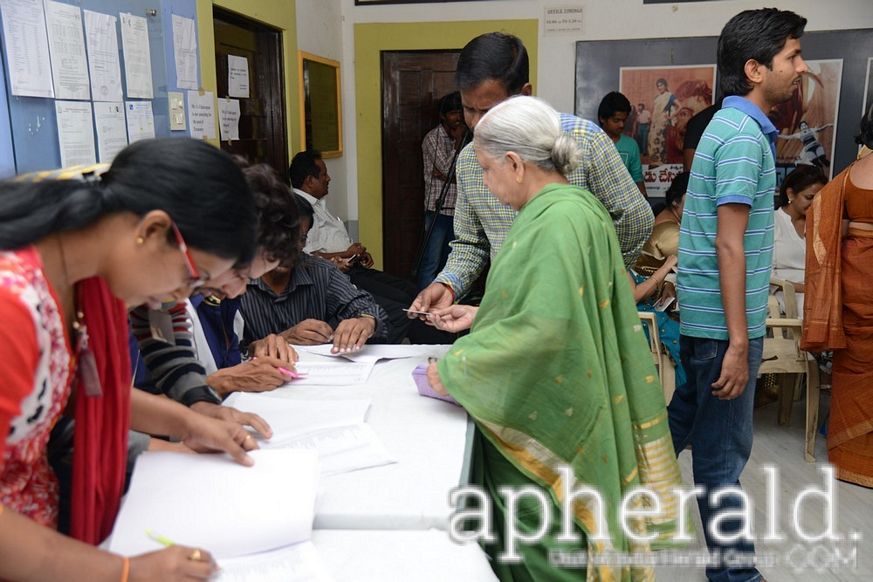 Tollywood Artists At Maa Elections
