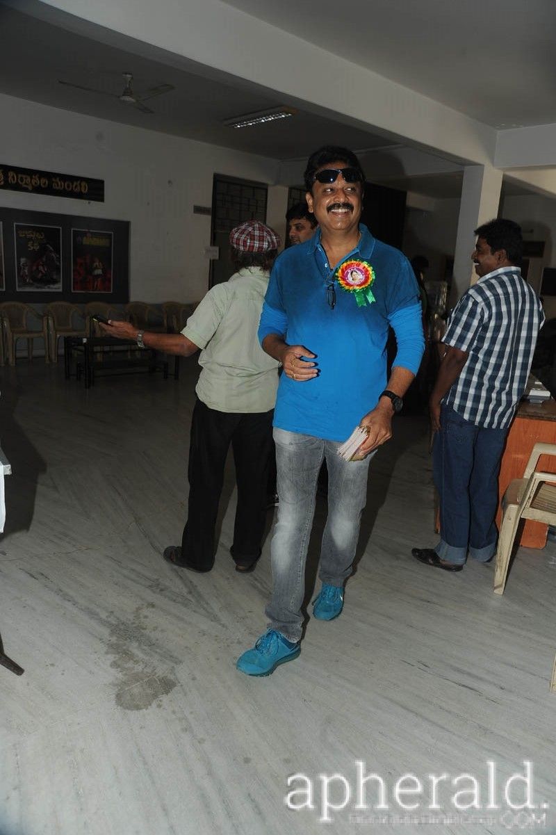 Tollywood Artists At Maa Elections