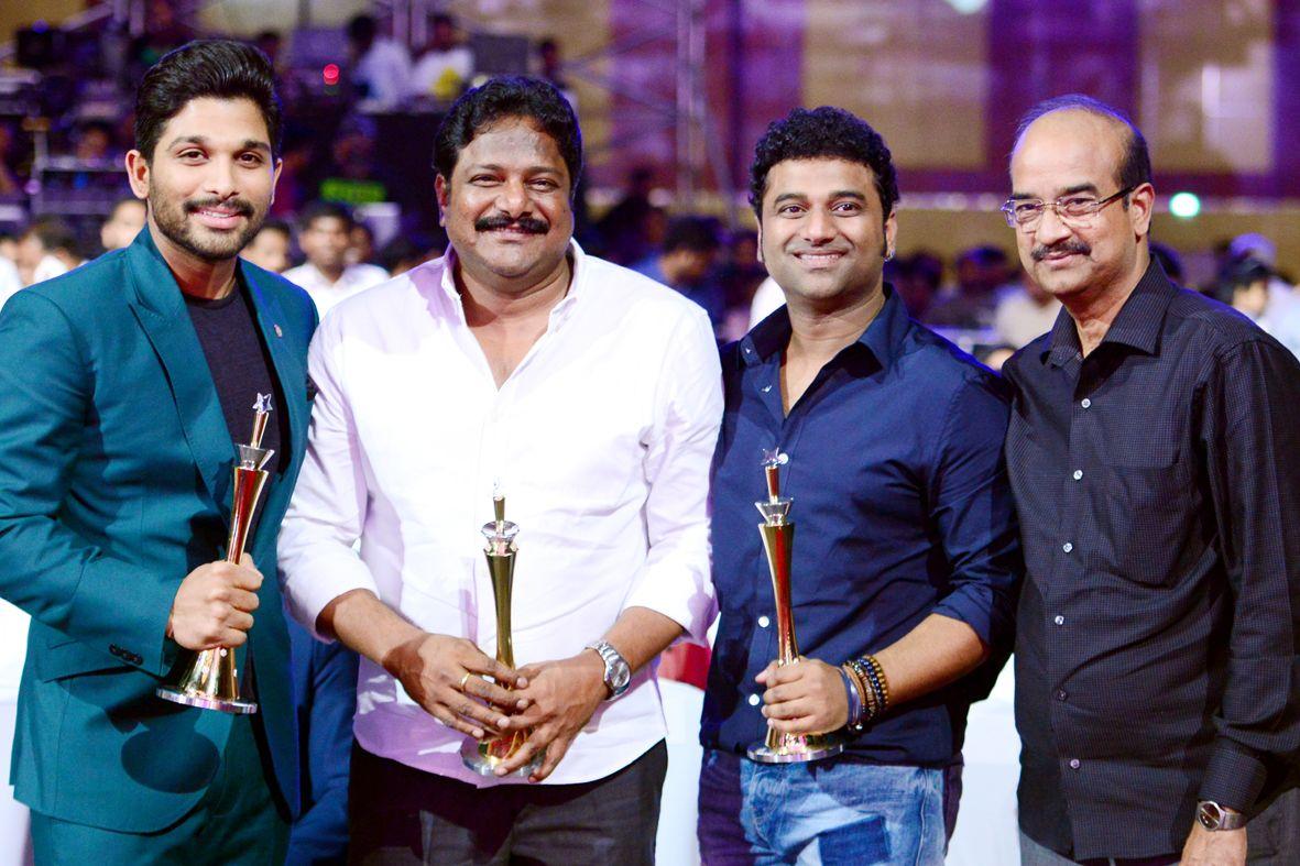 Tollywood Celebs At Cinemaa Awards