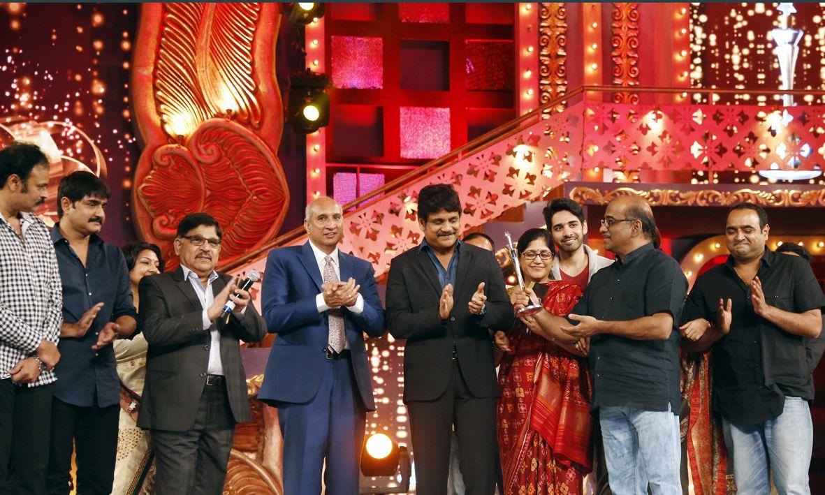 Tollywood Celebs At Cinemaa Awards