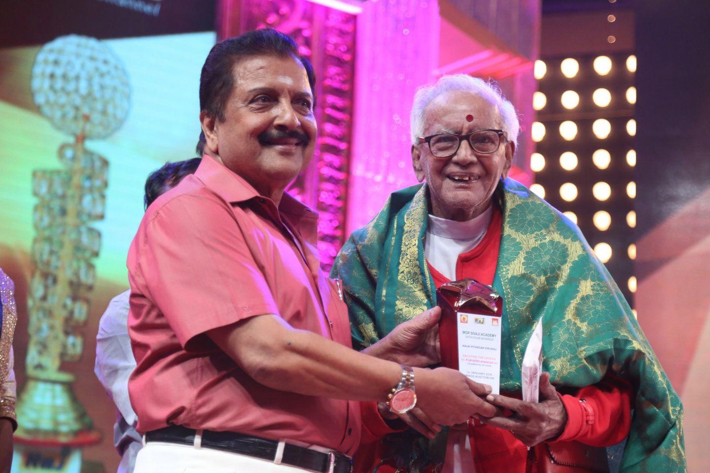 V4 Award Function Stills