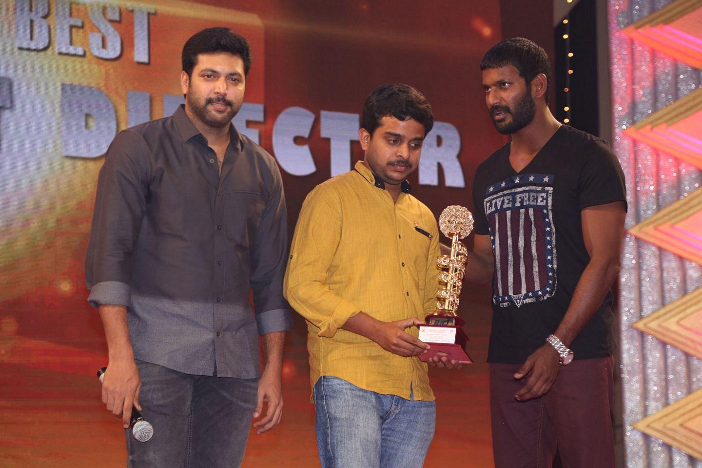 V4 Award Function Stills