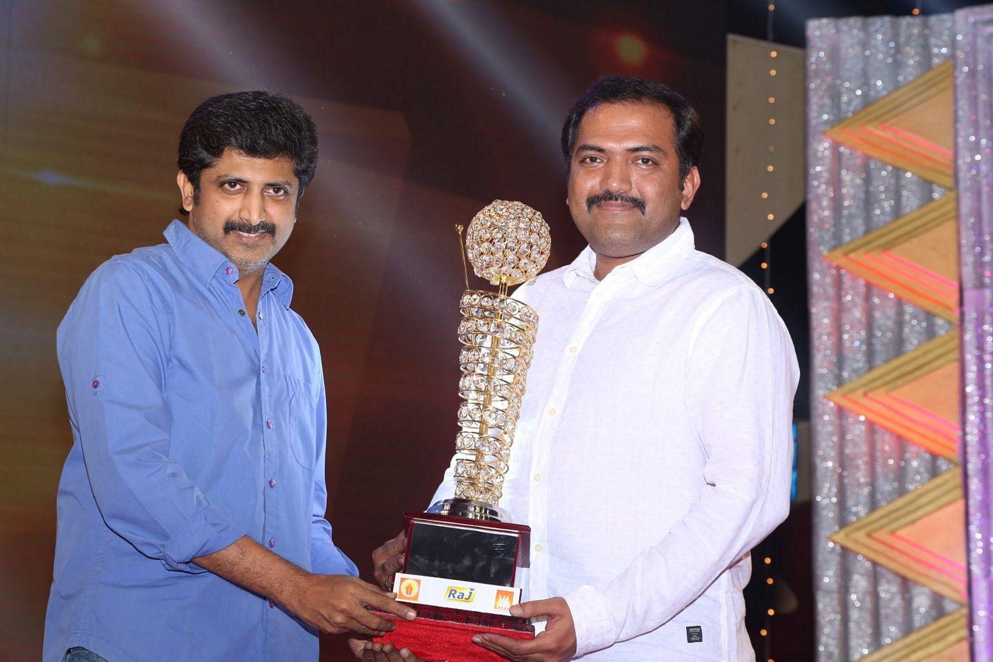 V4 Award Function Stills