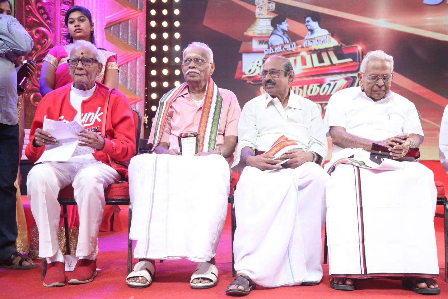 V4 Award Function Stills