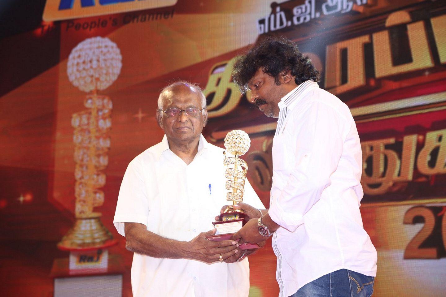 V4 Award Function Stills