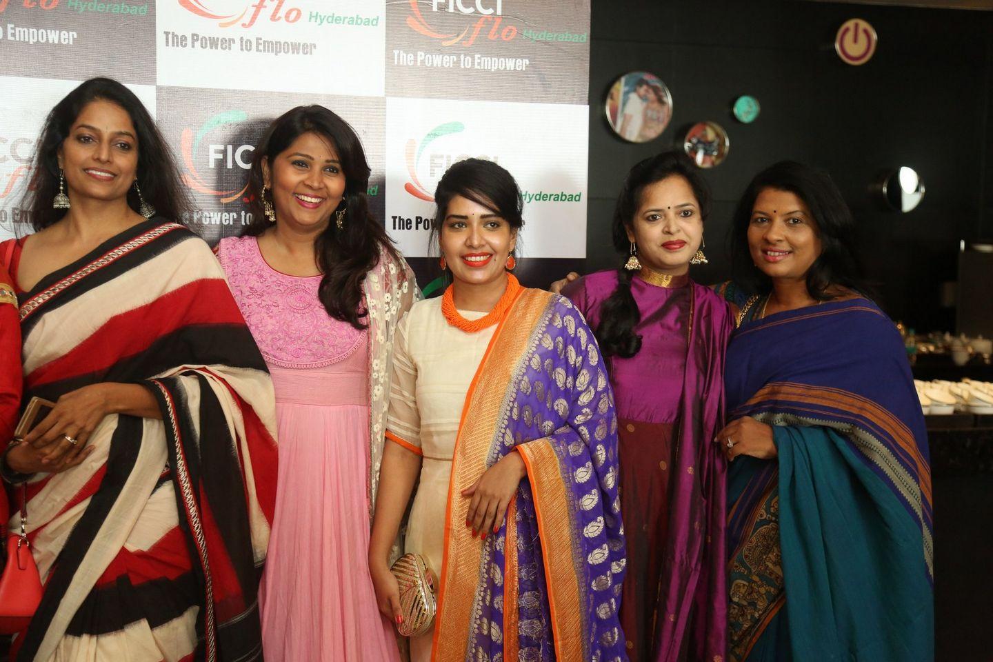 Vidya Balan at Revival of Handloom Event Photos