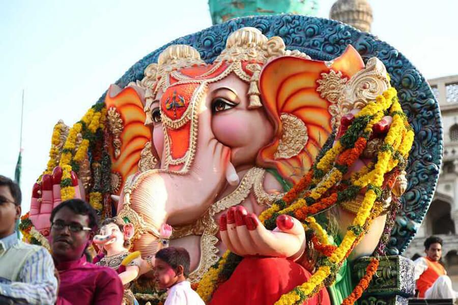 2016 Ganesh Nimajjanam in Hyderabad Photos