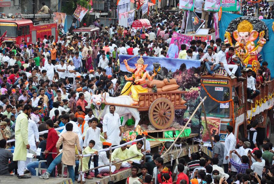 2016 Ganesh Nimajjanam in Hyderabad Photos