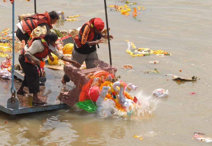 2016 Ganesh Nimajjanam in Hyderabad Photos