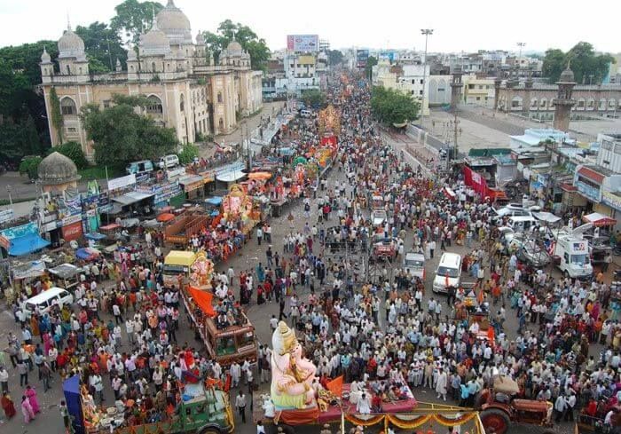 2016 Ganesh Nimajjanam in Hyderabad Photos