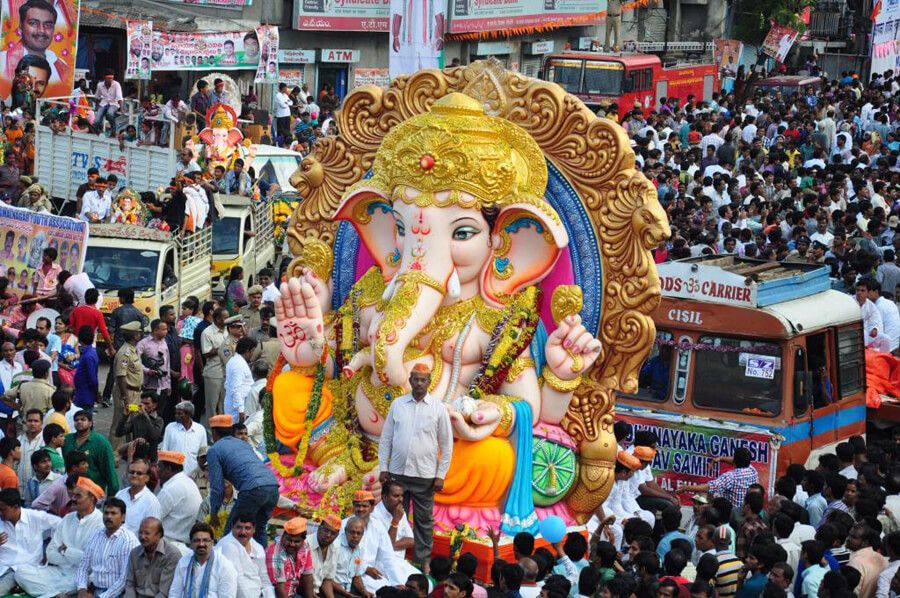 2016 Ganesh Nimajjanam in Hyderabad Photos