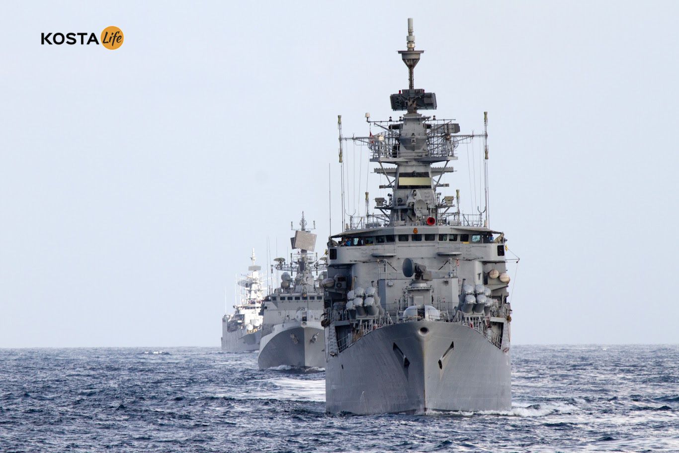 30 Breathtaking Pictures of Indian Navy and Fleet Reviews