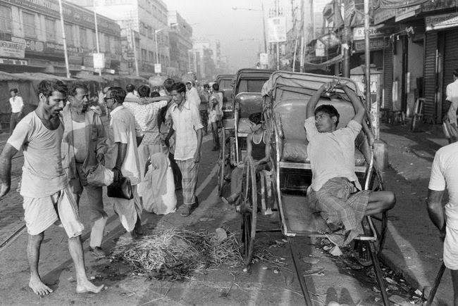 Amazing Black & White Pictures Capture India's Soul in the 1970s