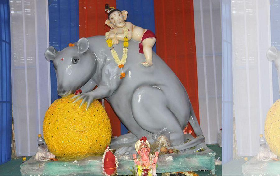 Amazing Ganesh Idols Photos