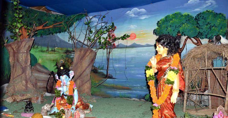 Amazing Ganesh Idols Photos