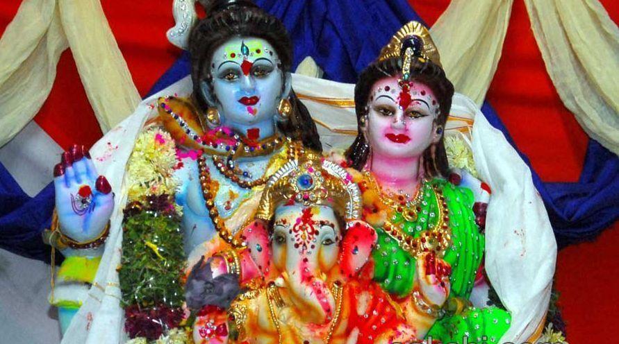 Amazing Ganesh Idols Photos