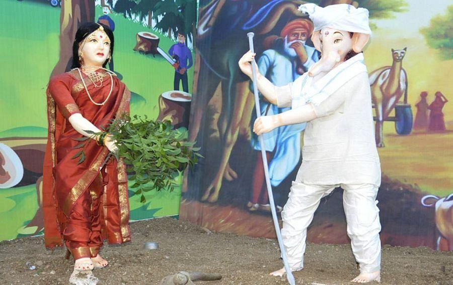 Amazing Ganesh Idols Photos