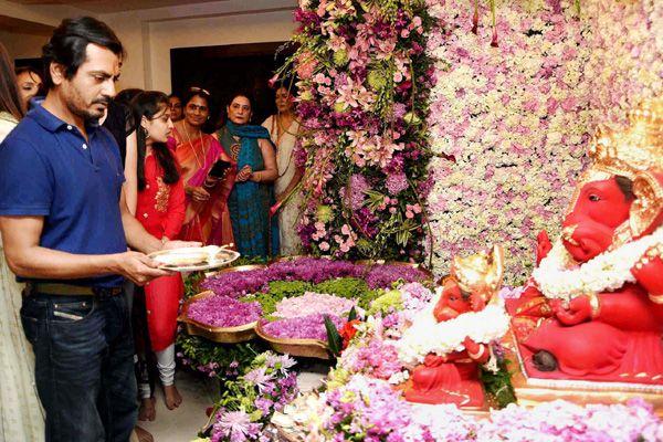 Bollywood Stars celebrate Ganesh Chaturthi Photos