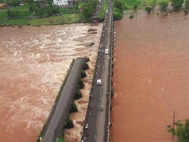 Bridge Collapses On Mumbai Goa Photos