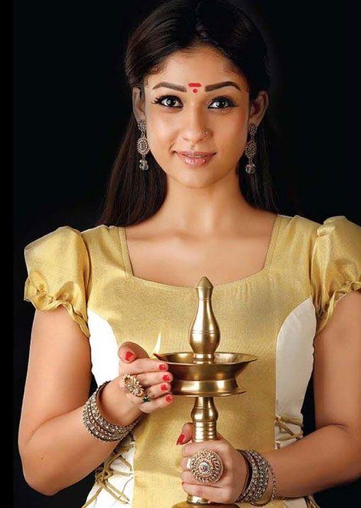 Celebrities Look Gorgeous In Onam Celebration Photos