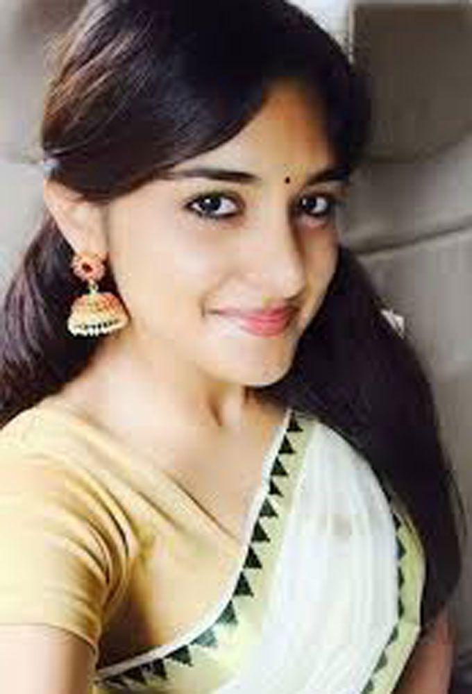 Celebrities Look Gorgeous In Onam Celebration Photos