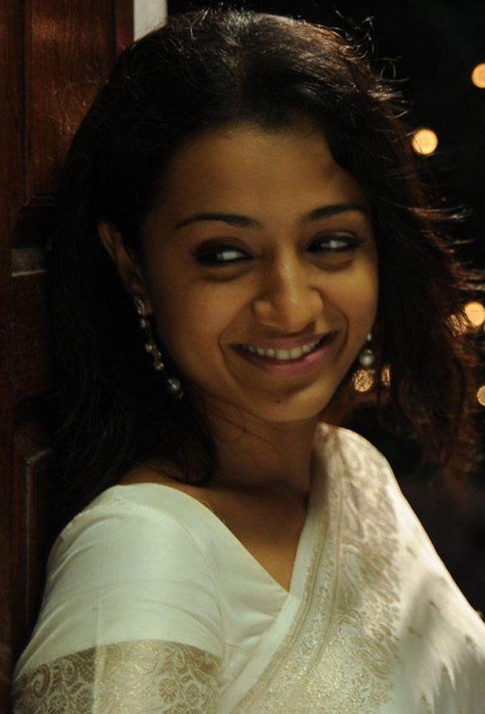 Celebrities Look Gorgeous In Onam Celebration Photos